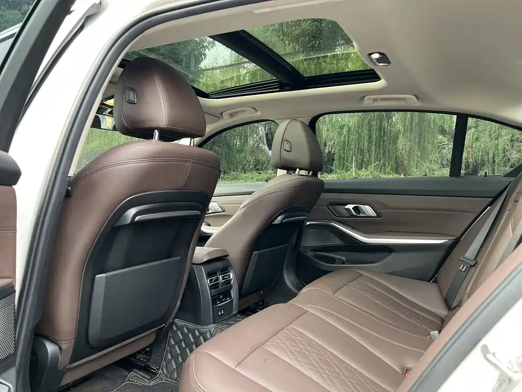 BMW 3 Series 2022 320Li M Sports Package купить на сайте DeffCars