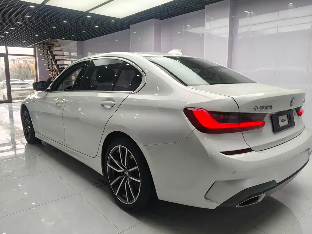 BMW 3 Series 2022 320Li M Sports Package купить на сайте DeffCars