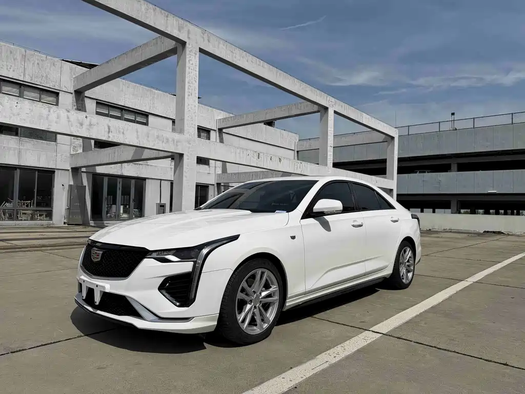Cadillac CT4 2020 28T Fashion Model купить на сайте DeffCars