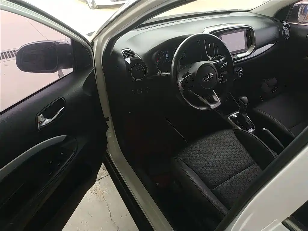 Yipao 2019 1.4L Automatic Fun Edition National V купить на сайте DeffCars