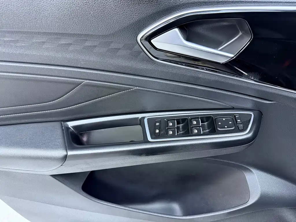 JETTA VS5 2022 280TSI Automatic Honor Pro купить на сайте DeffCars