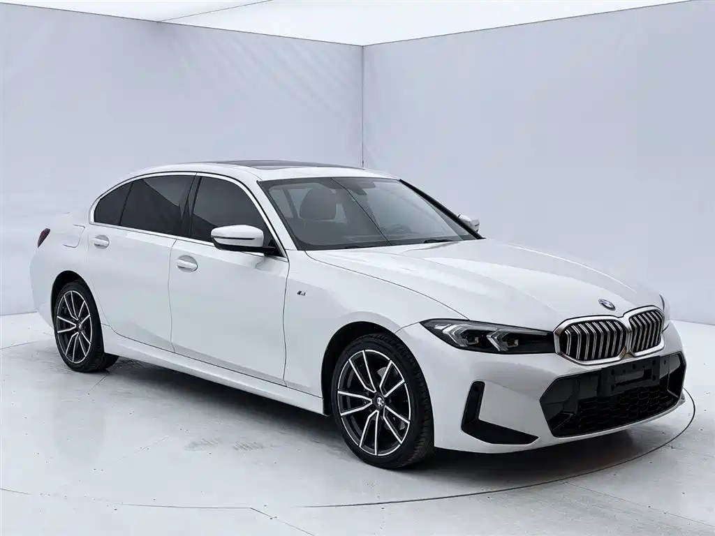 BMW 3 Series 2023 320i M Sports Package купить на сайте DeffCars
