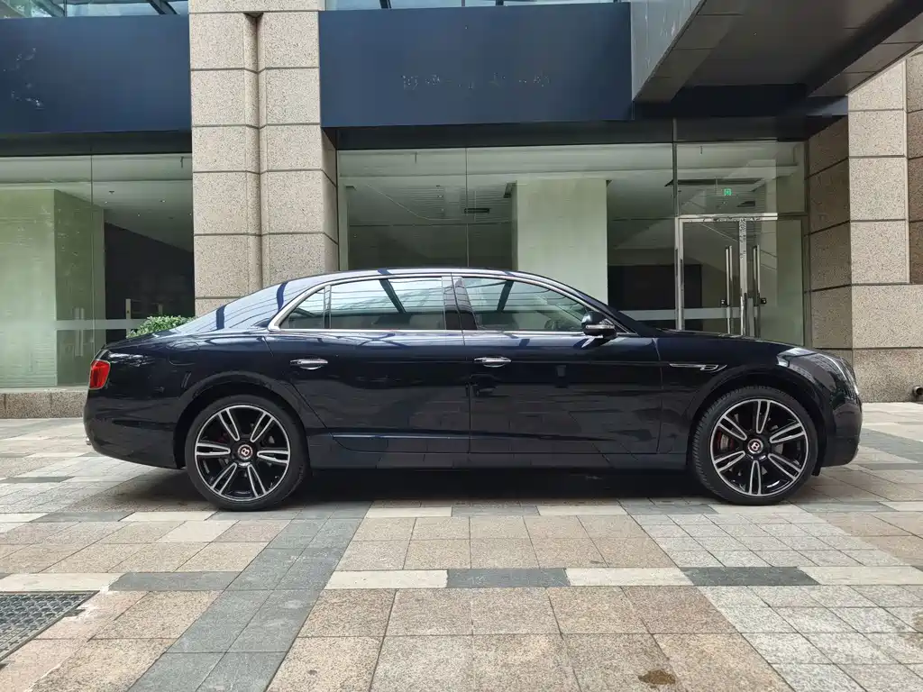 Flying Spur 2017 4.0T V8 S Standard Edition купить на сайте DeffCars