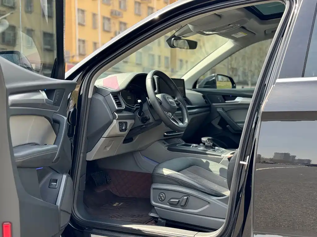 Audi Q5L 2018 45 TFSI Exclusive Fashion Model National VI купить на сайте DeffCars