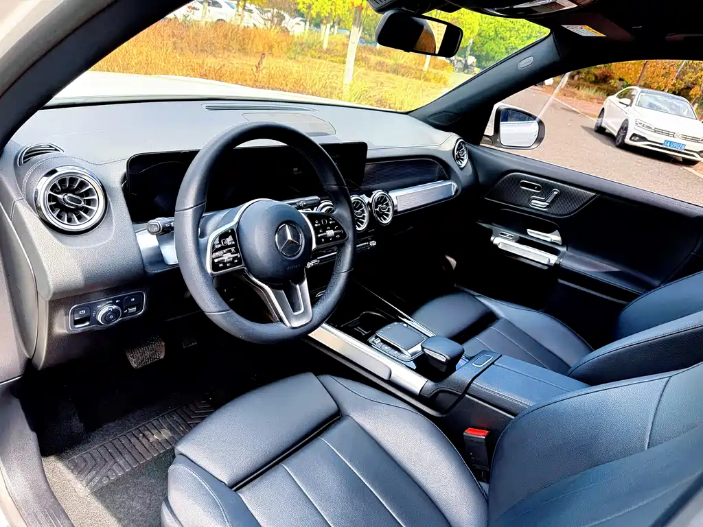 Mercedes-Benz GLB 2021 GLB 200 Dynamic купить на сайте DeffCars