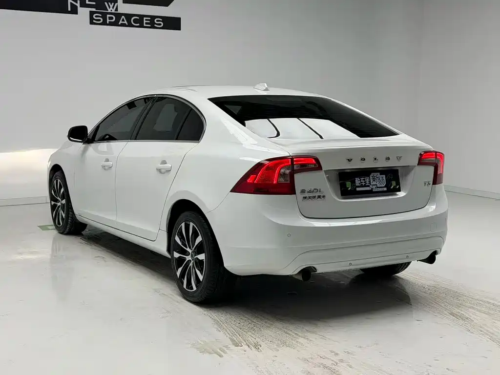 Volvo S60 2019 S60L T3 Smart Edition купить на сайте DeffCars