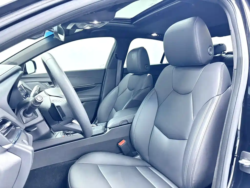 Cadillac CT4 2022 28T Fashion Model купить на сайте DeffCars