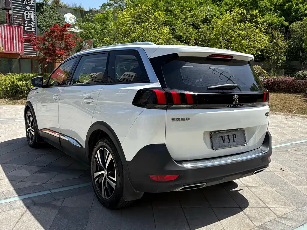 Peugeot 5008 2019 350THP 5-seater elite version купить на сайте DeffCars