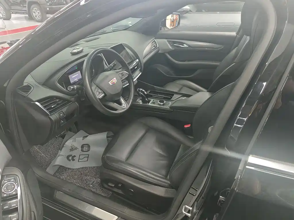 Cadillac CT5 2021 facelift 28T luxury model купить на сайте DeffCars