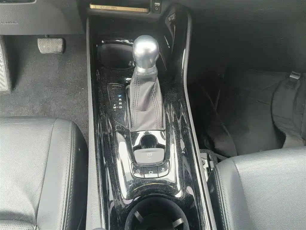 Yize IZOA 2018 2.0L Yichi Edition National VI купить на сайте DeffCars