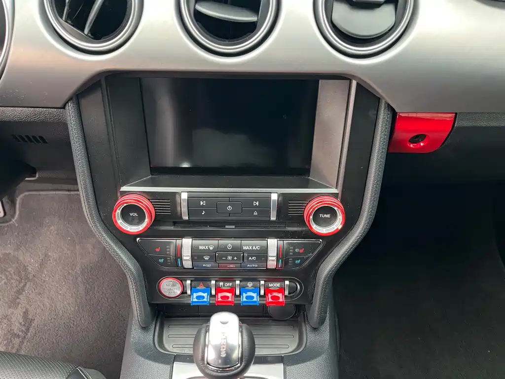 Mustang 2021 2.3T EcoBoost купить на сайте DeffCars