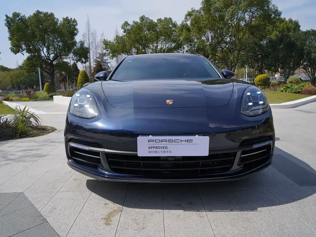 Panamera 2017 Panamera Executive Extended Edition 3.0T купить на сайте DeffCars