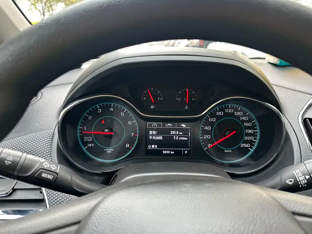 Cruze 2018 320 Automatic Pioneer Sunroof Edition купить на сайте DeffCars