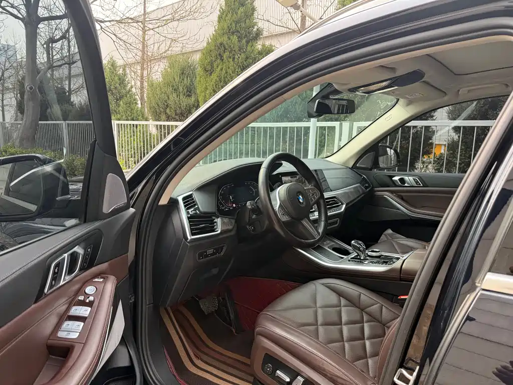 BMW X5 2022 facelift xDrive 30Li exclusive M sports package купить на сайте DeffCars