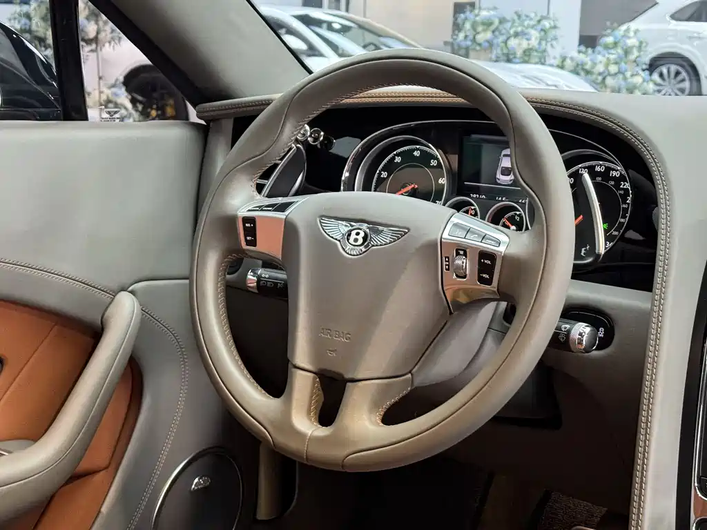 Continental 2017 4.0T GT V8 S Standard Edition купить на сайте DeffCars