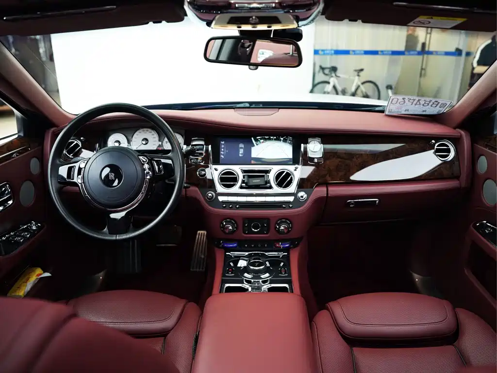 Ghost 2018 6.6T long wheelbase version купить на сайте DeffCars