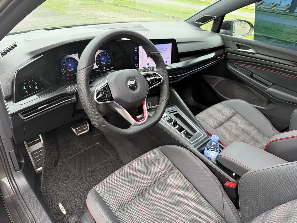 Golf GTI 2023 380TSI DSG GTI купить на сайте DeffCars