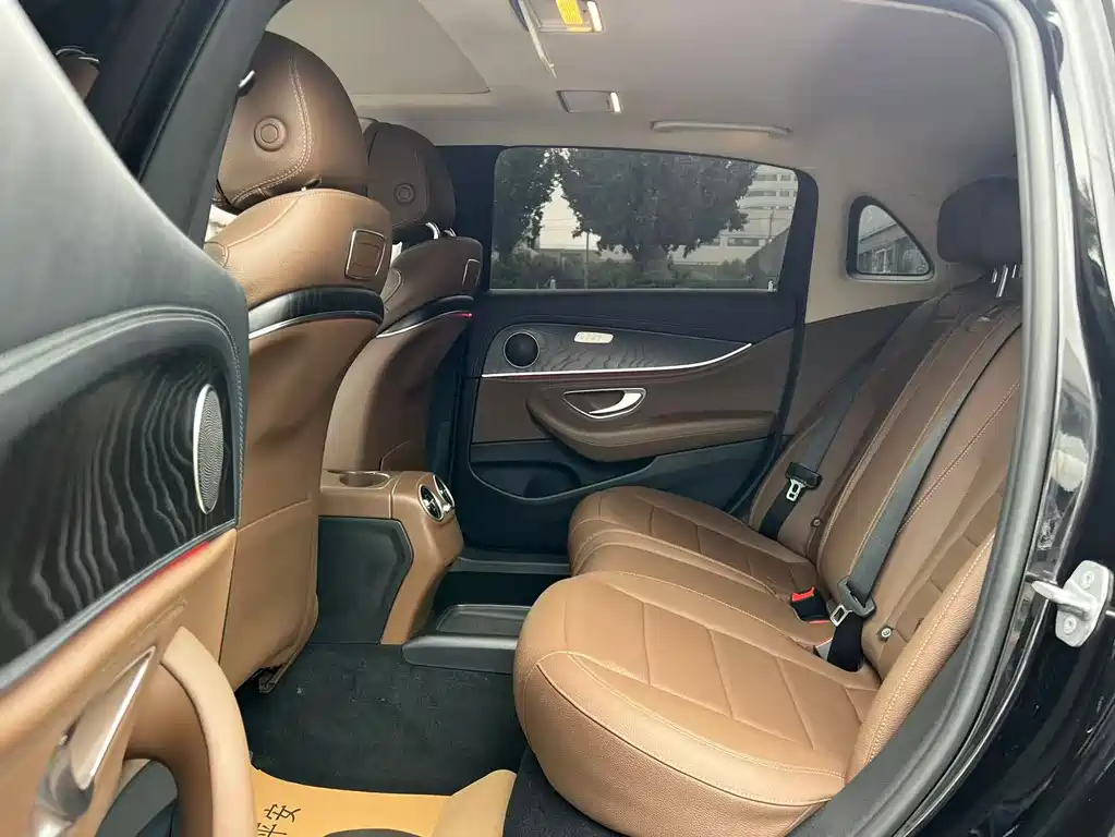 Mercedes-Benz E-Class 2018 facelift E 200 L sporty купить на сайте DeffCars