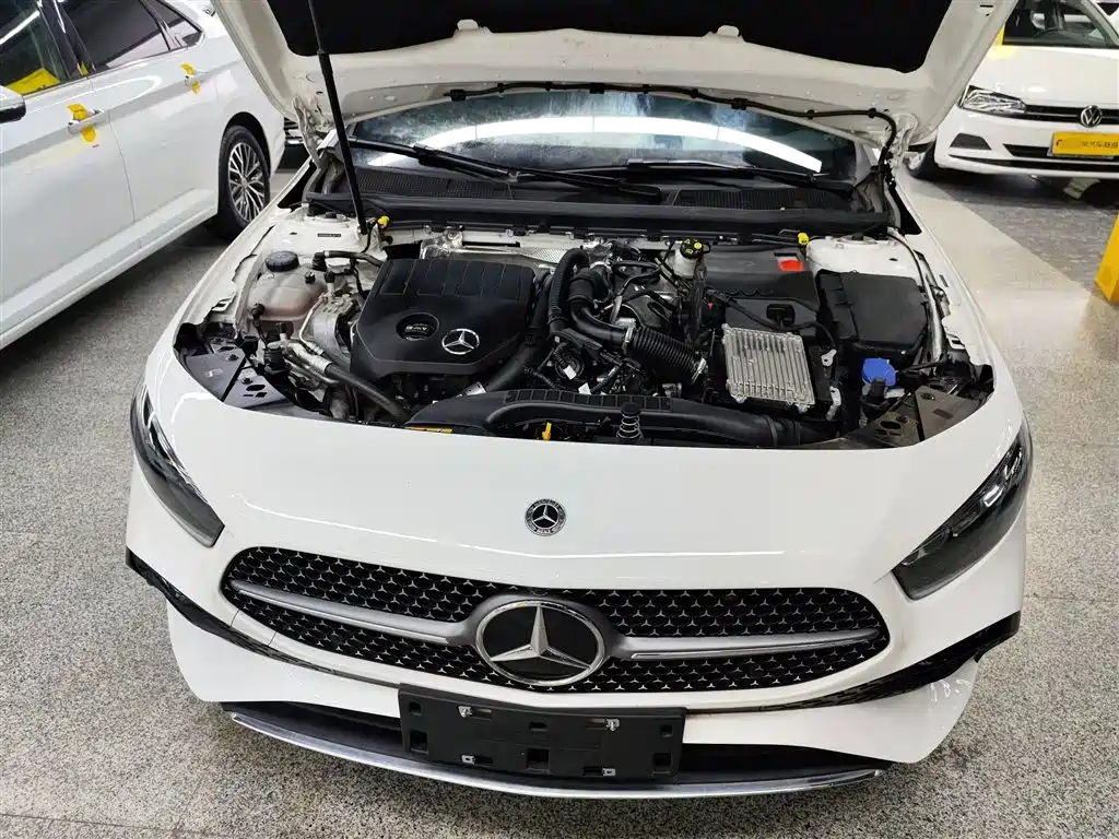 Mercedes-Benz A-Class 2024 A 200 L Fashion купить на сайте DeffCars