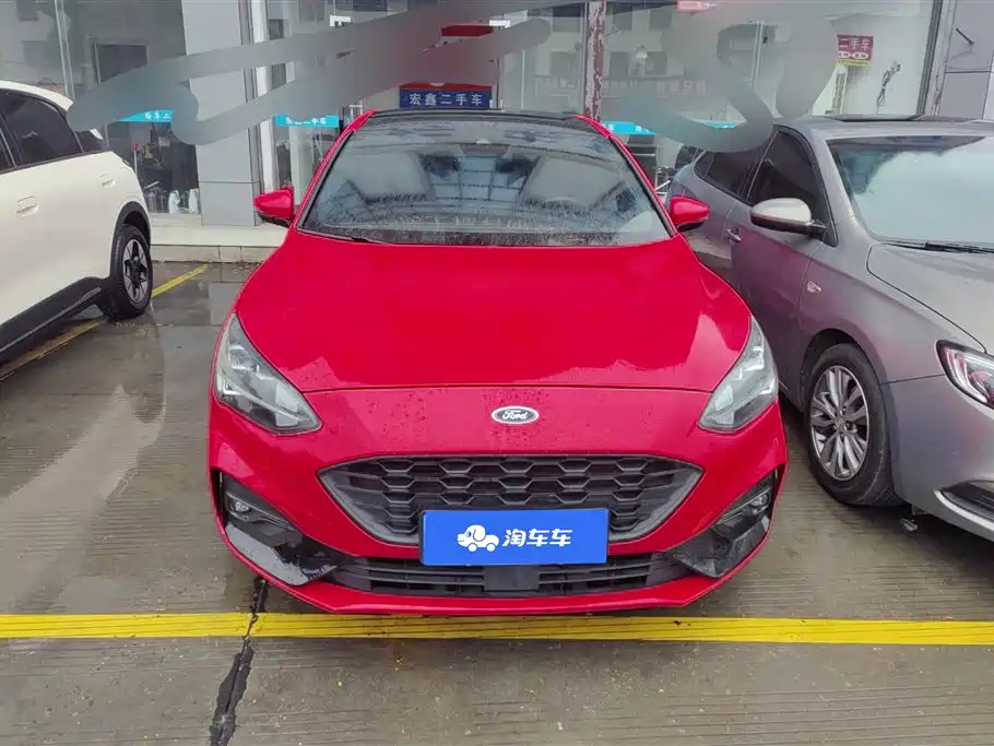 Focus 2020 Hatchback EcoBoost 180 Automatic ST Line купить на сайте DeffCars