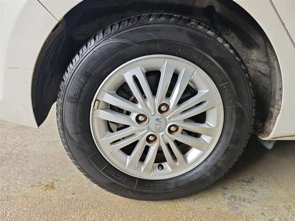 Huanchi 2017 1.4L Manual Smart Edition Value купить на сайте DeffCars