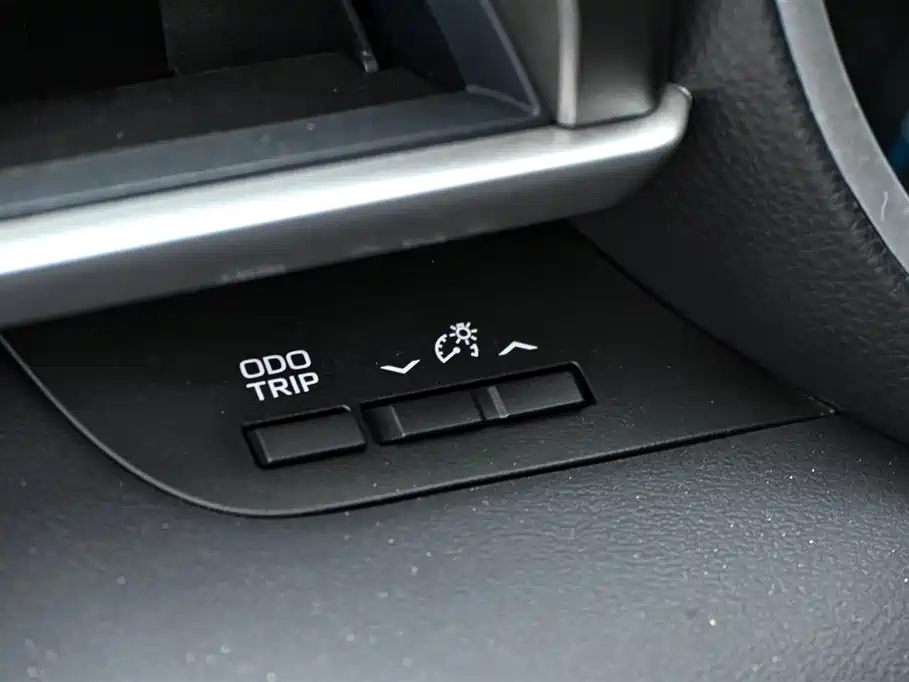Highlander 2022 dual engine 2.5L four-wheel drive premium version 7 seats купить на сайте DeffCars