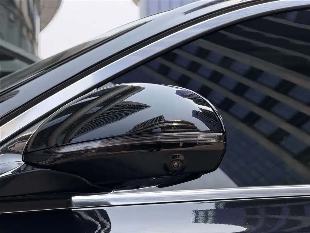 Mercedes-Benz E-Class 2024 E 300 L Luxury Model купить на сайте DeffCars
