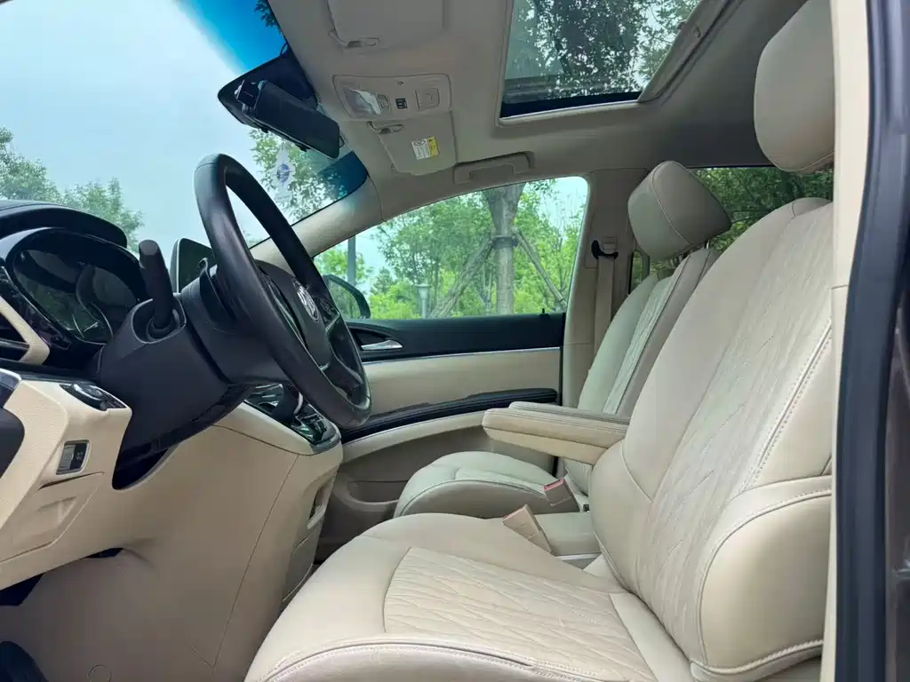 Buick GL8 2023 Land Business Class 652T Luxury купить на сайте DeffCars