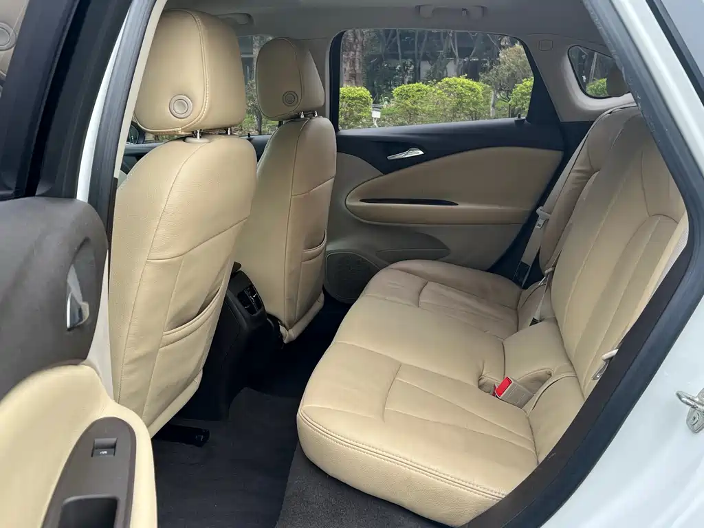 Weilan 2017 Sedan 15S Automatic Enterprising купить на сайте DeffCars