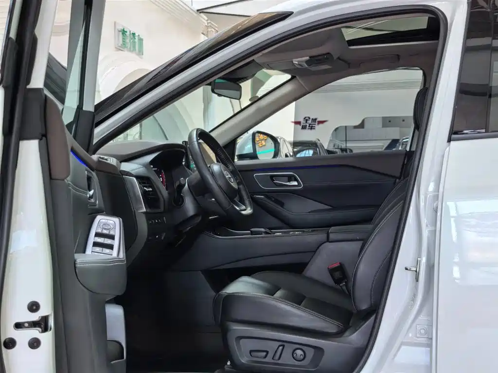 X-Trail 2023 e-POWER super-hybrid dual-motor four-wheel drive extreme version купить на сайте DeffCars