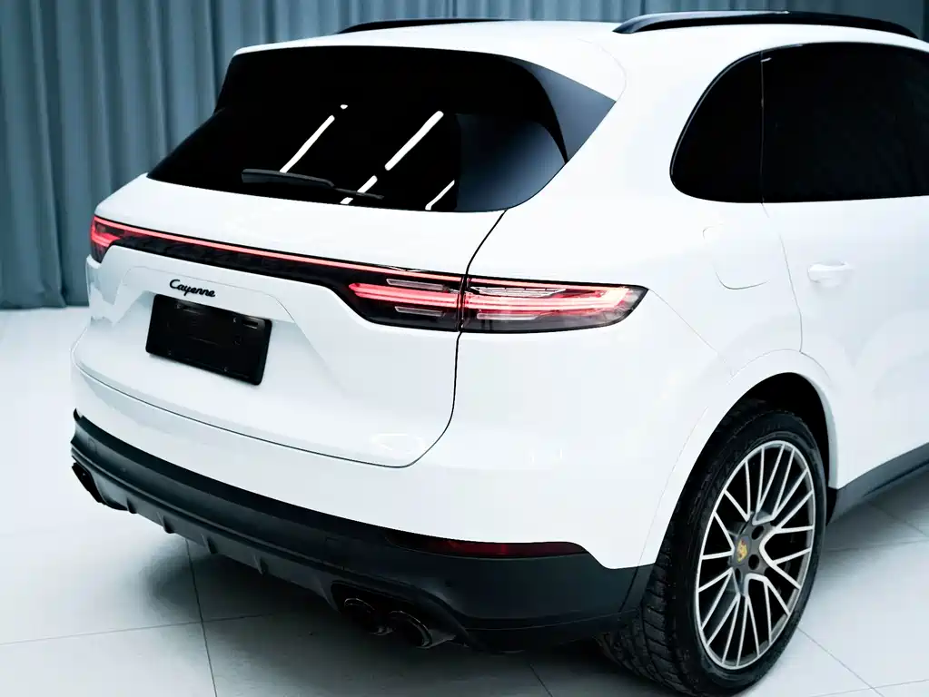 Cayenne 2023 Cayenne 3.0T Platinum Edition купить на сайте DeffCars