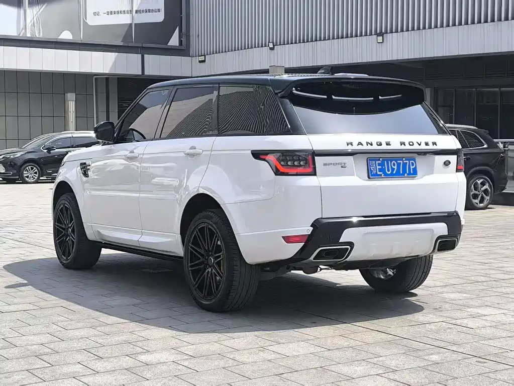 Range Rover Sport 2020 3.0 L6 SE купить на сайте DeffCars