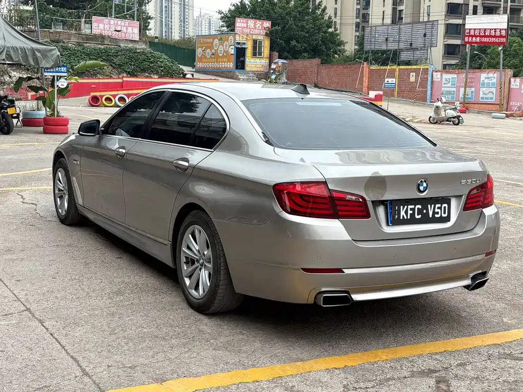 BMW 5 Series 2013 525Li Luxury купить на сайте DeffCars