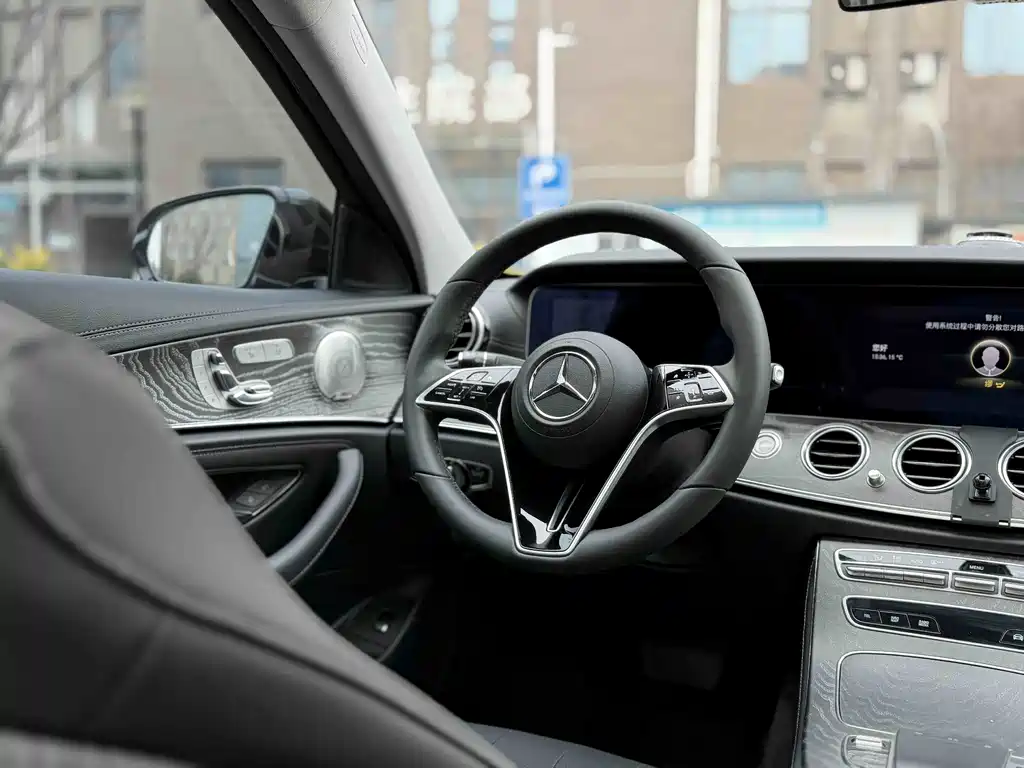 Mercedes-Benz E-Class 2022 E 300 L Luxury Model купить на сайте DeffCars