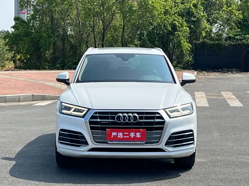 Audi Q5L 2018 45 TFSI Exclusive Fashion Model National VI купить на сайте DeffCars