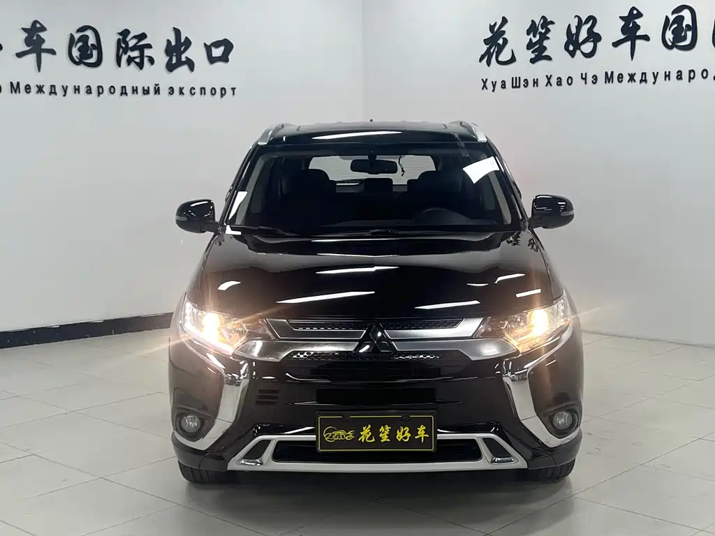 Outlander 2021 2.0L 2WD Enjoy Edition 5 seats купить на сайте DeffCars