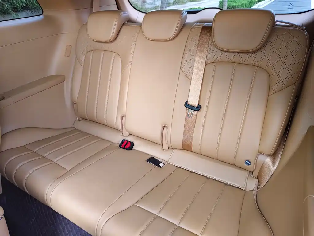 Lantu Dreamer 2024 PHEV Extra Long Range Premium Edition купить на сайте DeffCars