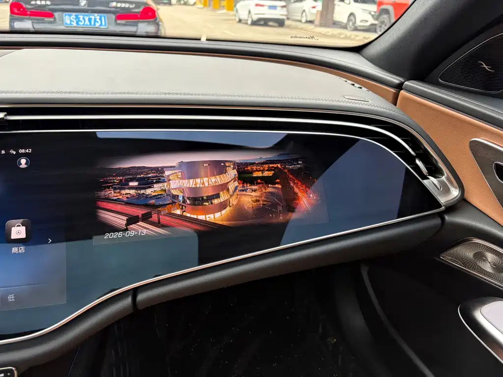Mercedes-Benz E-Class 2026 E 300 L Luxury Model купить на сайте DeffCars