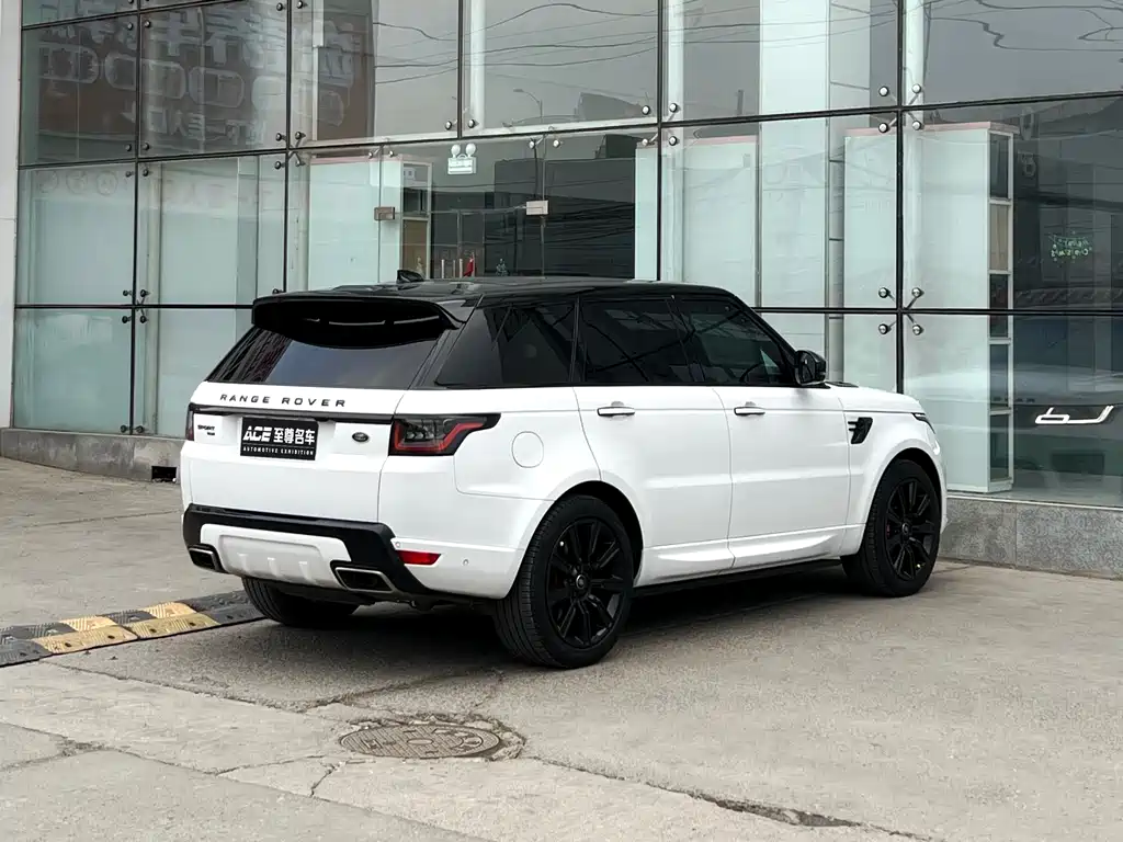 Range Rover Sport 2021 3.0 L6 HST купить на сайте DeffCars