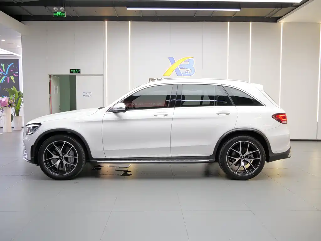 Mercedes-Benz GLC AMG 2020 AMG GLC 43 4MATIC купить на сайте DeffCars