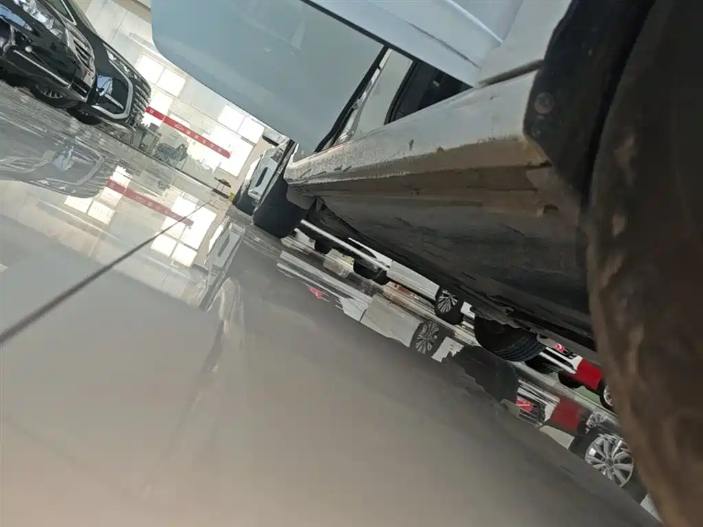 Lavida 2023 facelift 1.5L automatic Deyi version купить на сайте DeffCars