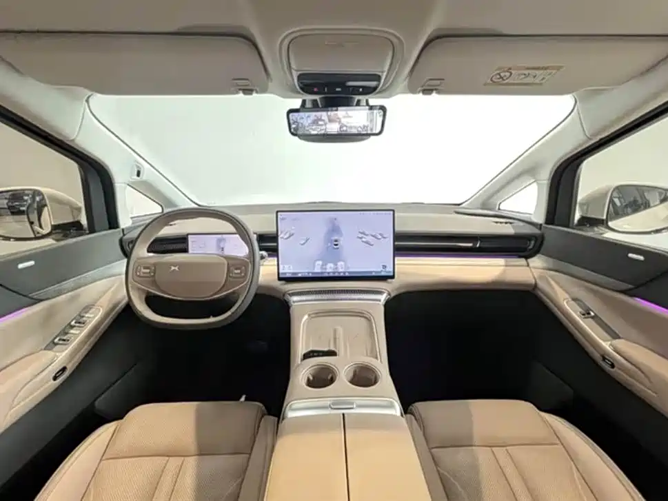 Xpeng X9 2025 pure electric 740 long battery life Max купить на сайте DeffCars