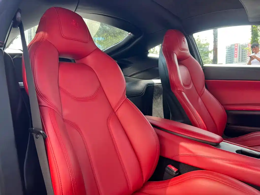 F12berlinetta 2013 6.3L Standard Edition купить на сайте DeffCars