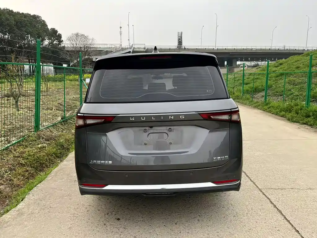 Wuling Jiachen 2022 1.5T Manual Comfort and Vitality Type купить на сайте DeffCars