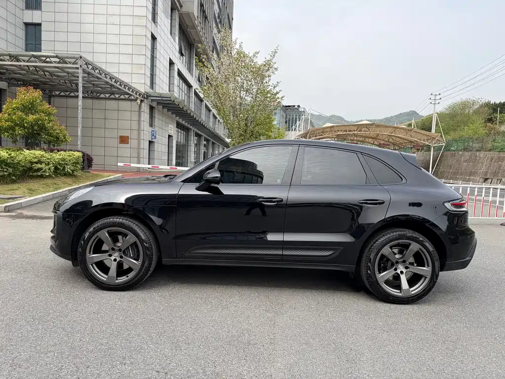 Macan 2026 Macan 2.0T Dream Edition купить на сайте DeffCars