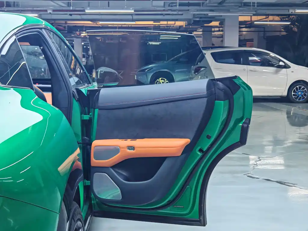 Xiaomi YU7 2025 4WD Max Edition купить на сайте DeffCars