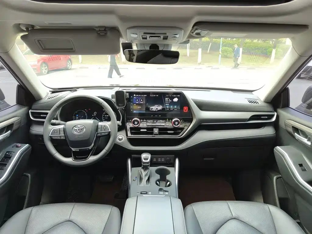 Highlander 2024 2.5L intelligent electric hybrid dual-engine four-wheel drive premium version 7 seats купить на сайте DeffCars