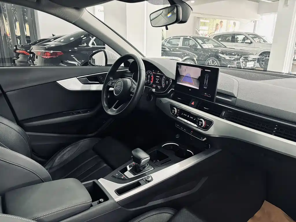 Audi A4L 2020 40 TFSI Fashionable and Dynamic купить на сайте DeffCars