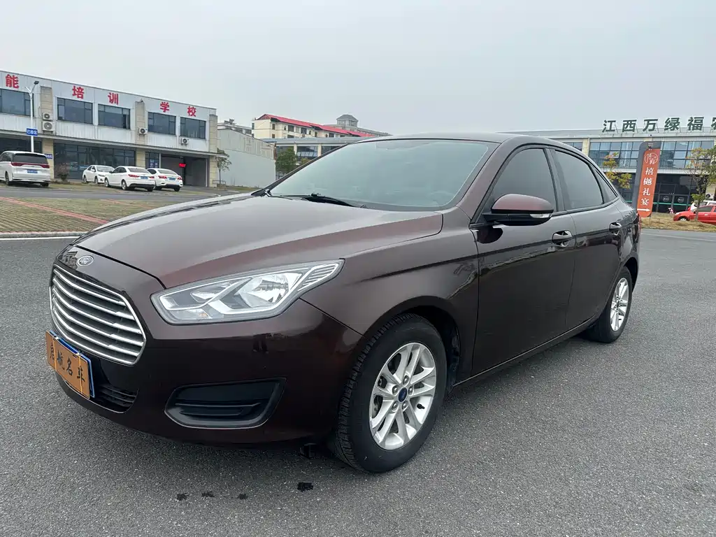 Escort 2019 facelift 1.5L automatic quality model (tire pressure monitoring) National VI купить на сайте DeffCars