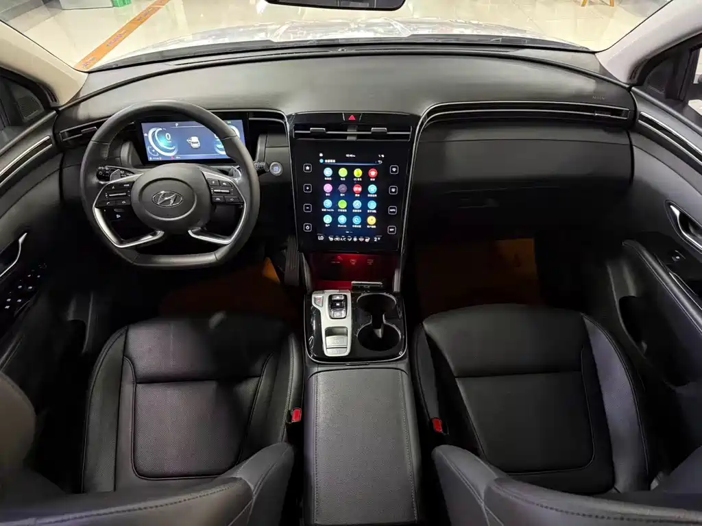 Tucson 2021 Tucson L 1.5T DCT LUX Premium Edition купить на сайте DeffCars